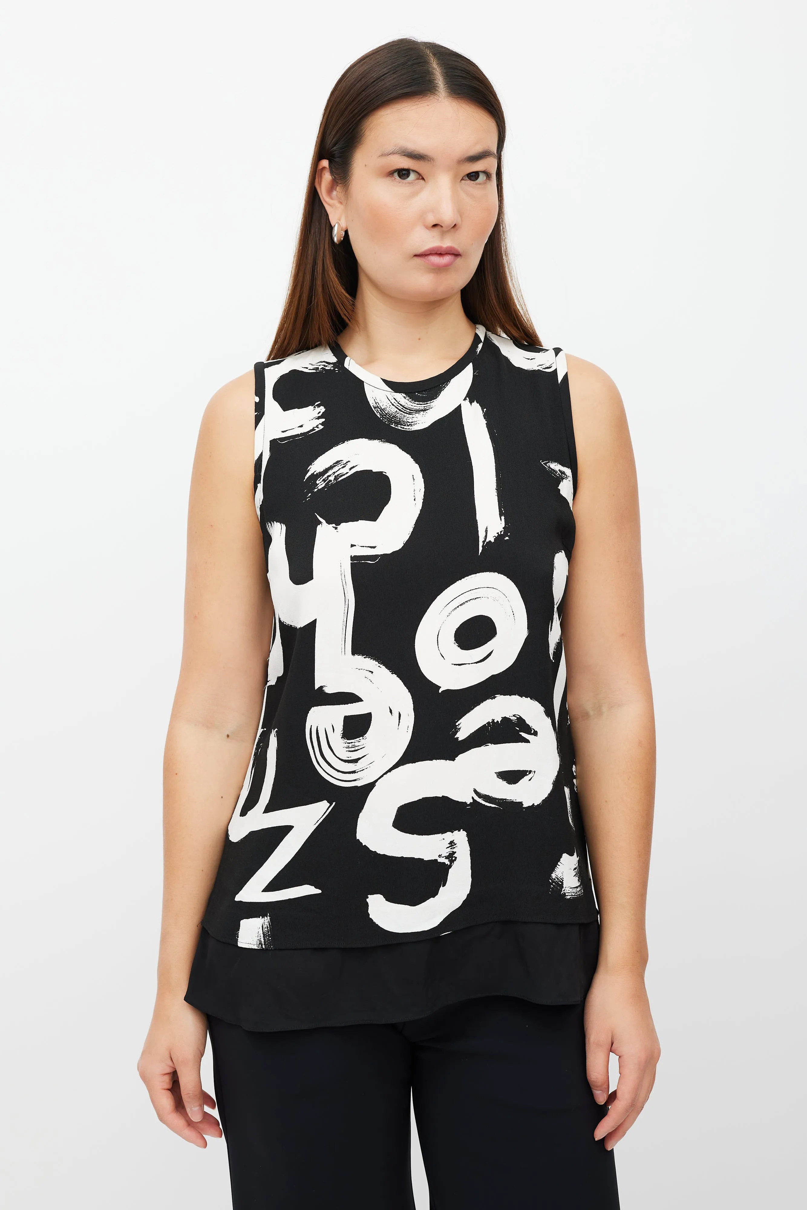 Black & White Letter Printed Top